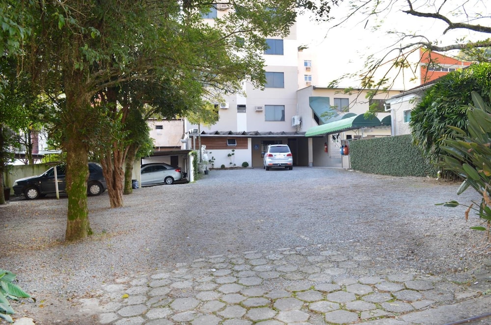Steinhausen Hotel 39/44
