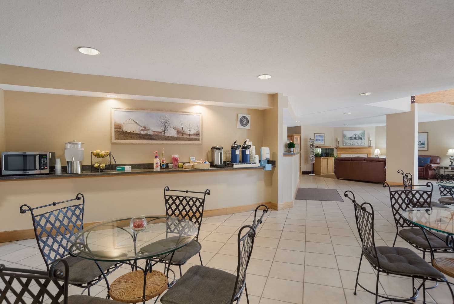 restaurant cafeteria