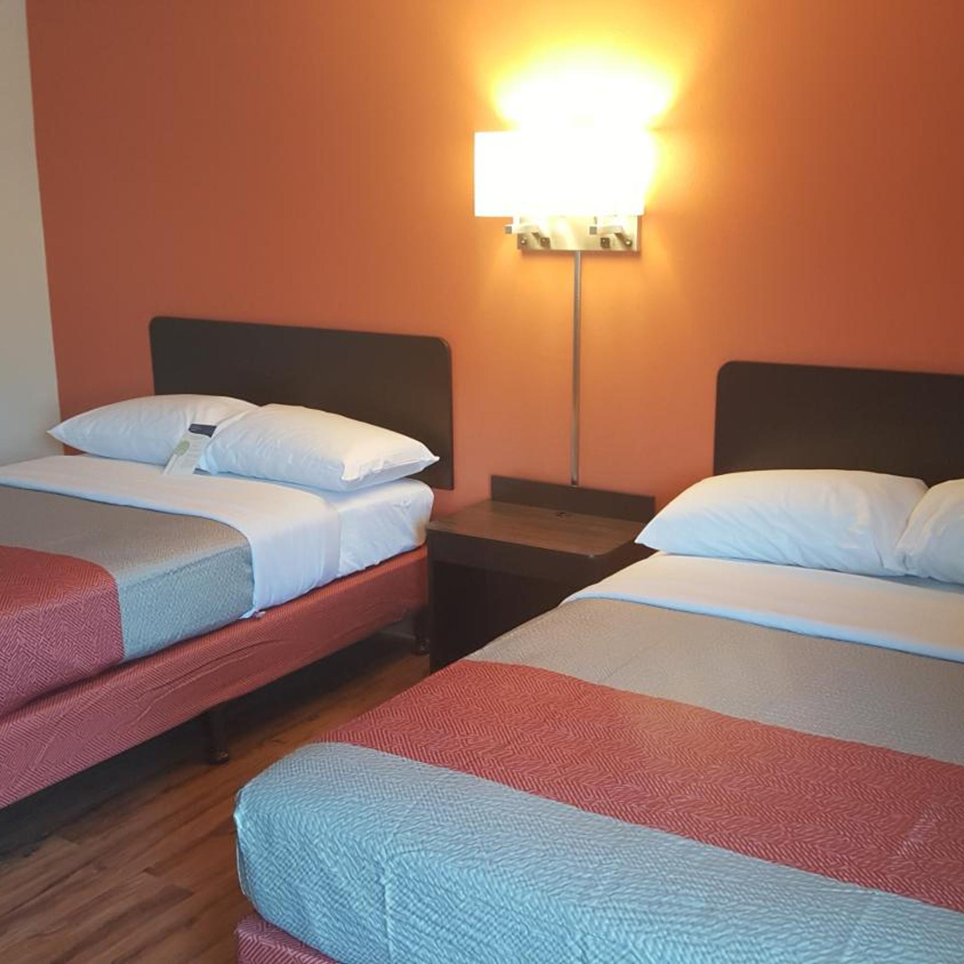 Motel6 Maryland Heights, MO 18/44