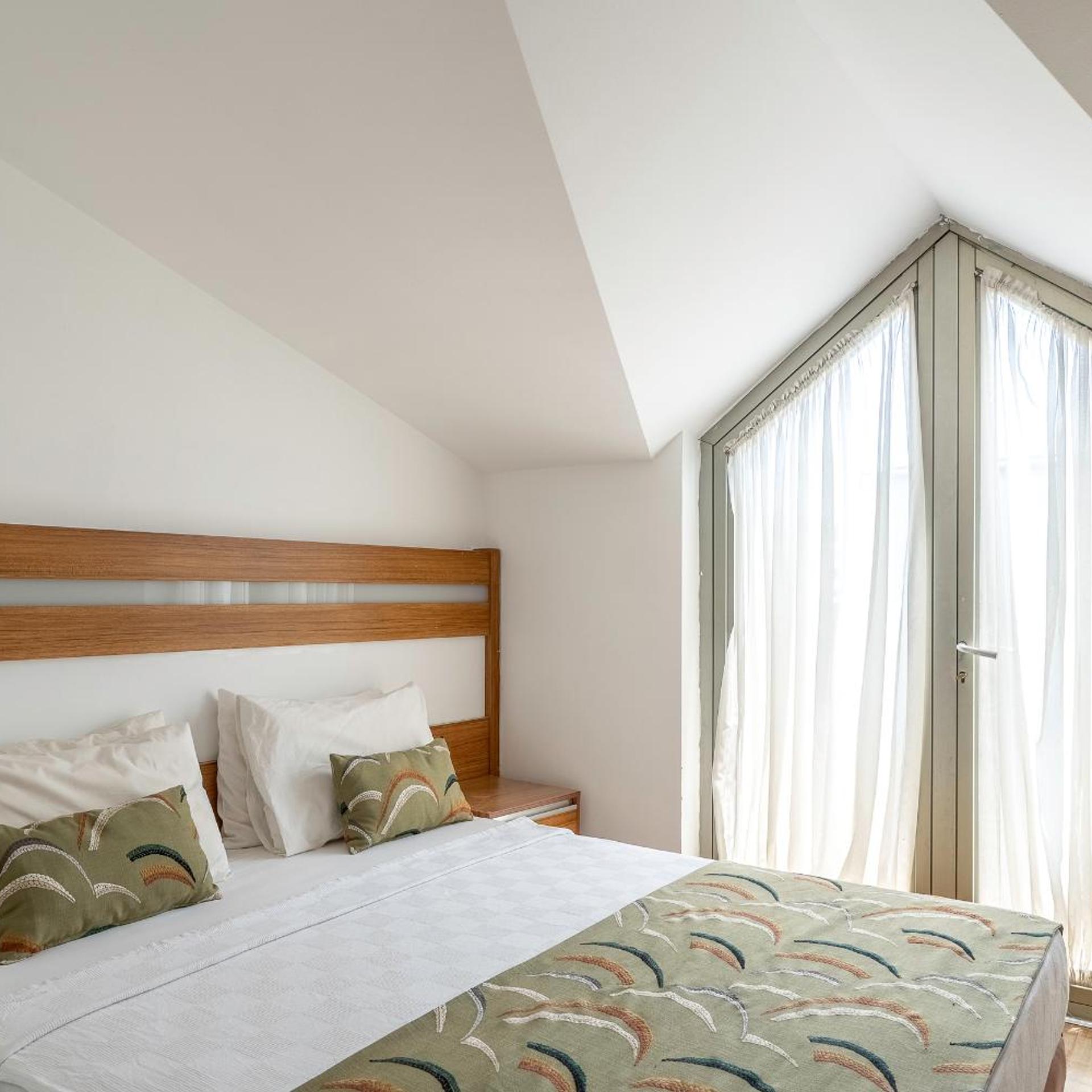 Budget, Double Bed