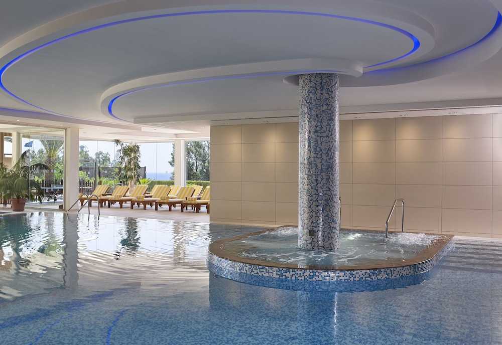 Four Seasons Hotel Limassol 20/50