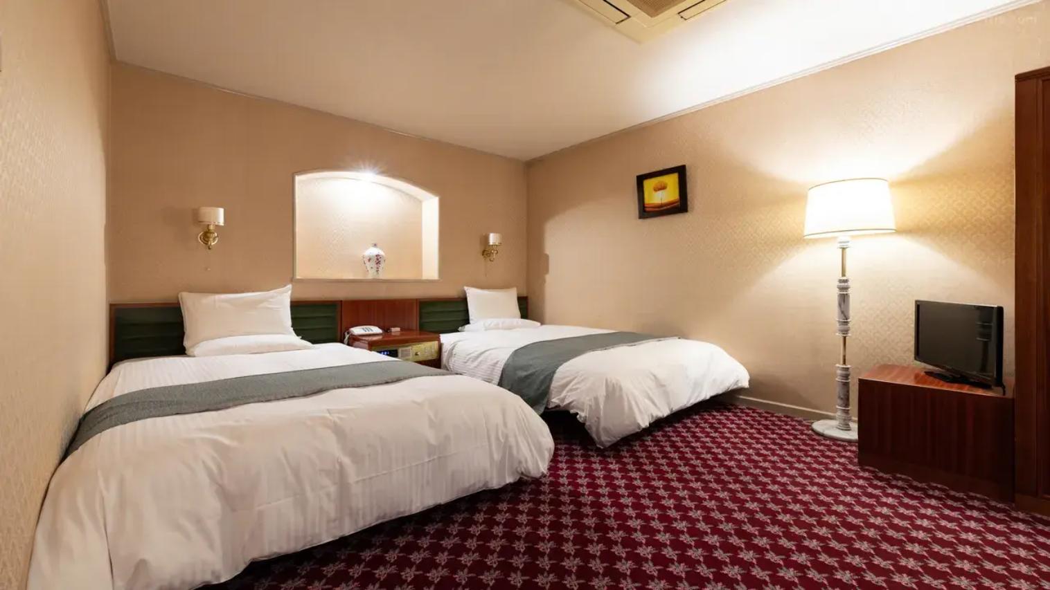Kuwana City Hotel 9/14