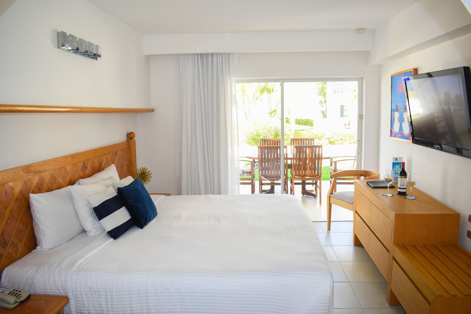 2 BEDROOMS, VILLA, KITCHEN
