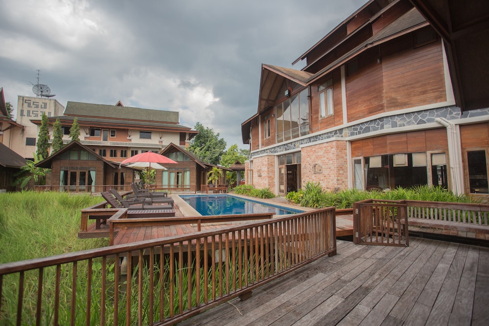 Rice Farm Villa Suratthani 28/32
