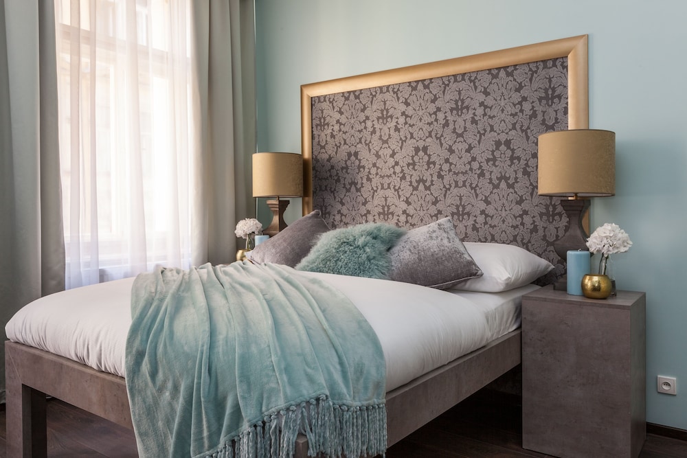 Gorgeous Prague Rooms 14/60