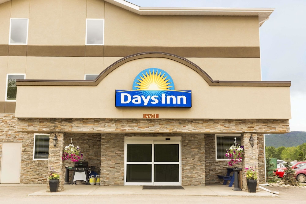 Days Inn by Wyndham Chetwynd 23/27