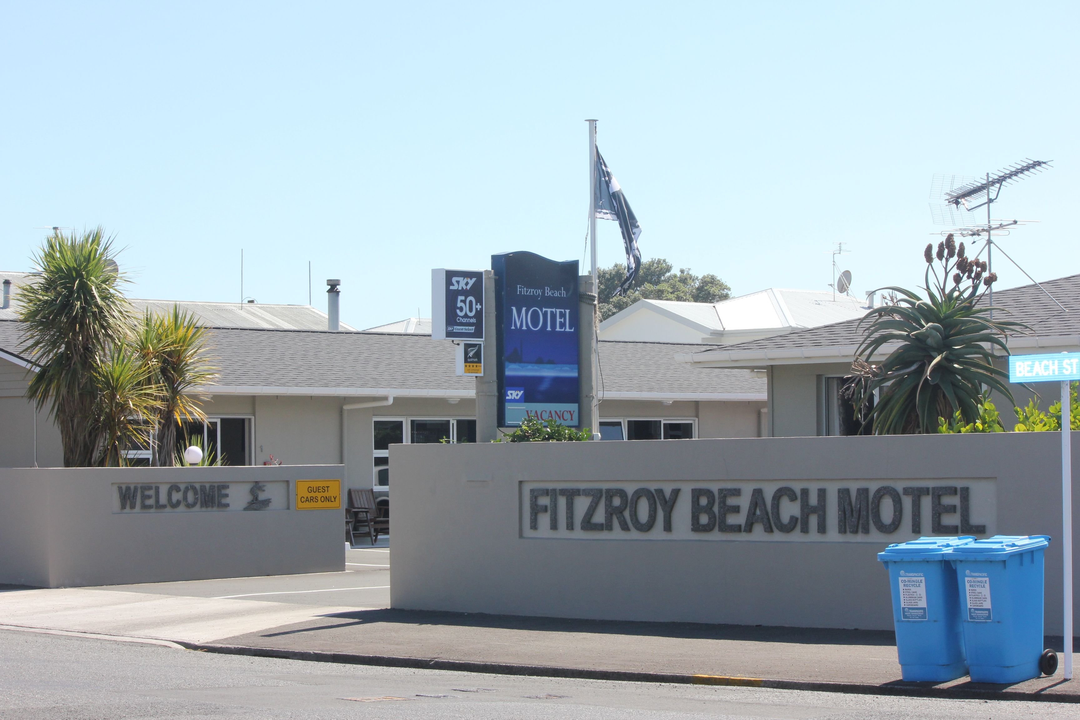 Beach Street Motel Apartments 16/17