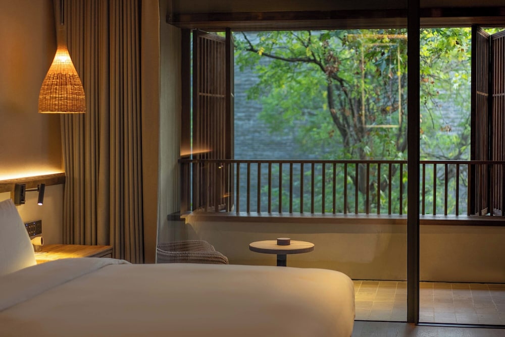 YUANLI HOTEL 22/50