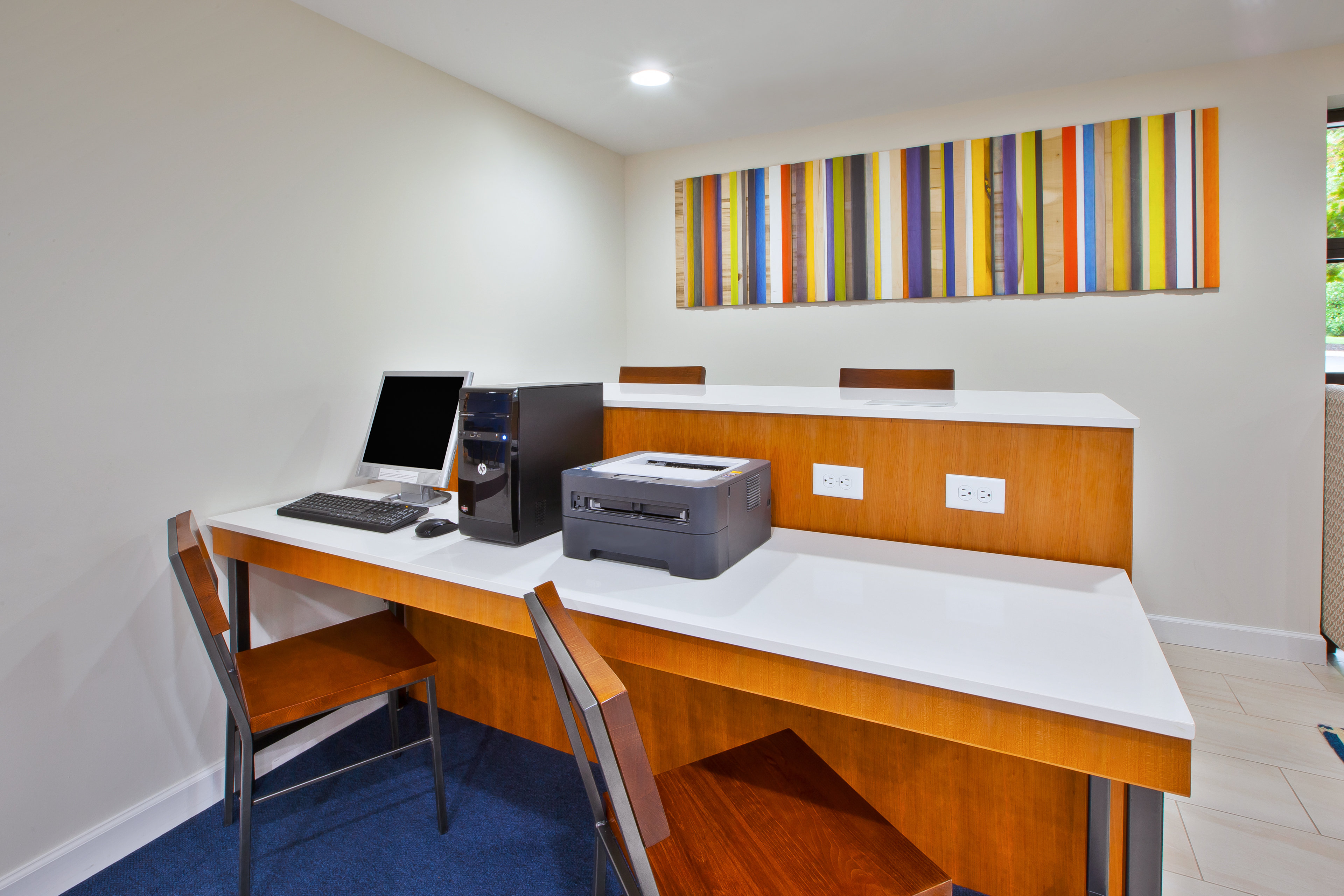 Holiday Inn Express Hotel And Suites Cincinnati Northeast Milford 49/49