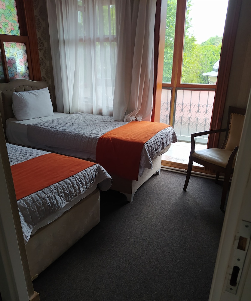 LE SAFRAN SUITE 45/50