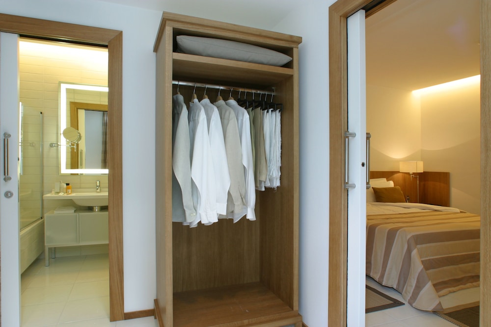 Rota Suites 21/58