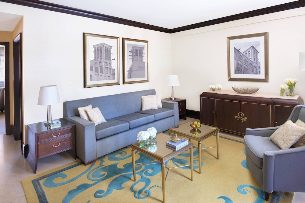 The Ritz Carlton Abu Dhabi Grand Canal 44/63