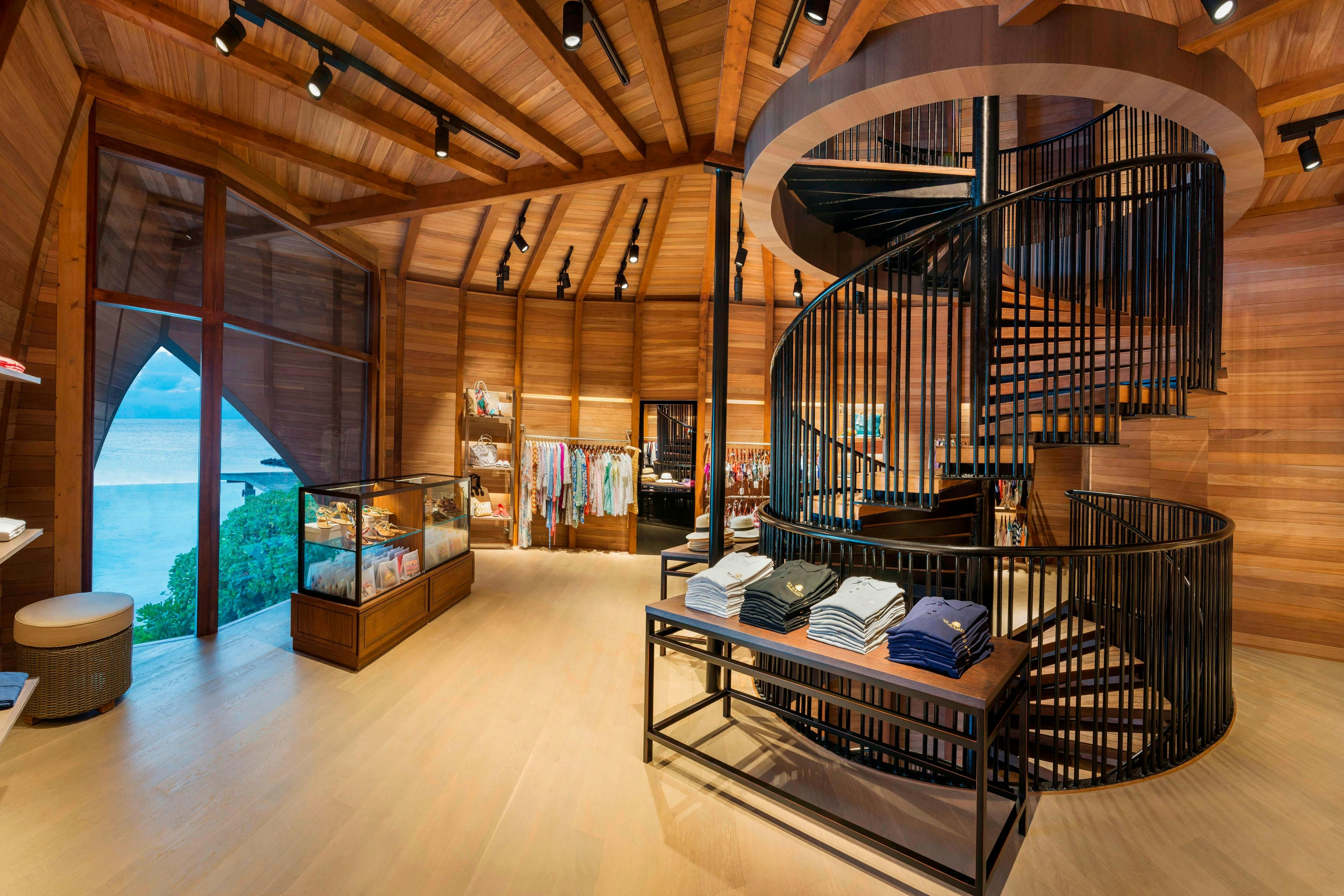 The St Regis Maldives Vommuli Resort 40/60
