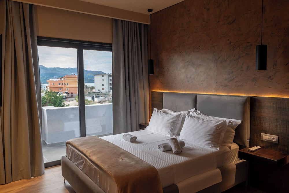 Deluxe, Double Bed, Balcony
