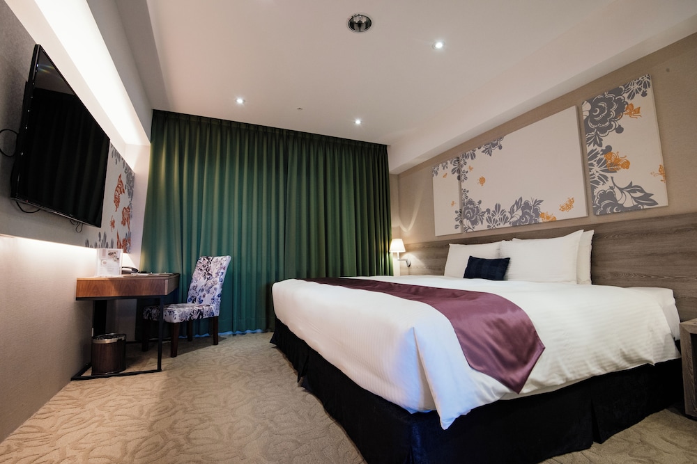 Aeris International Hotel 21/61