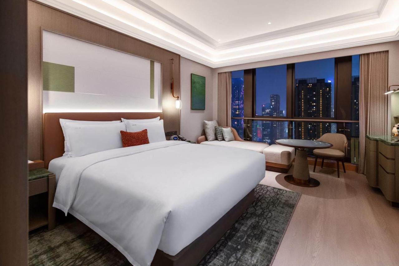 Room, King Bed, City View