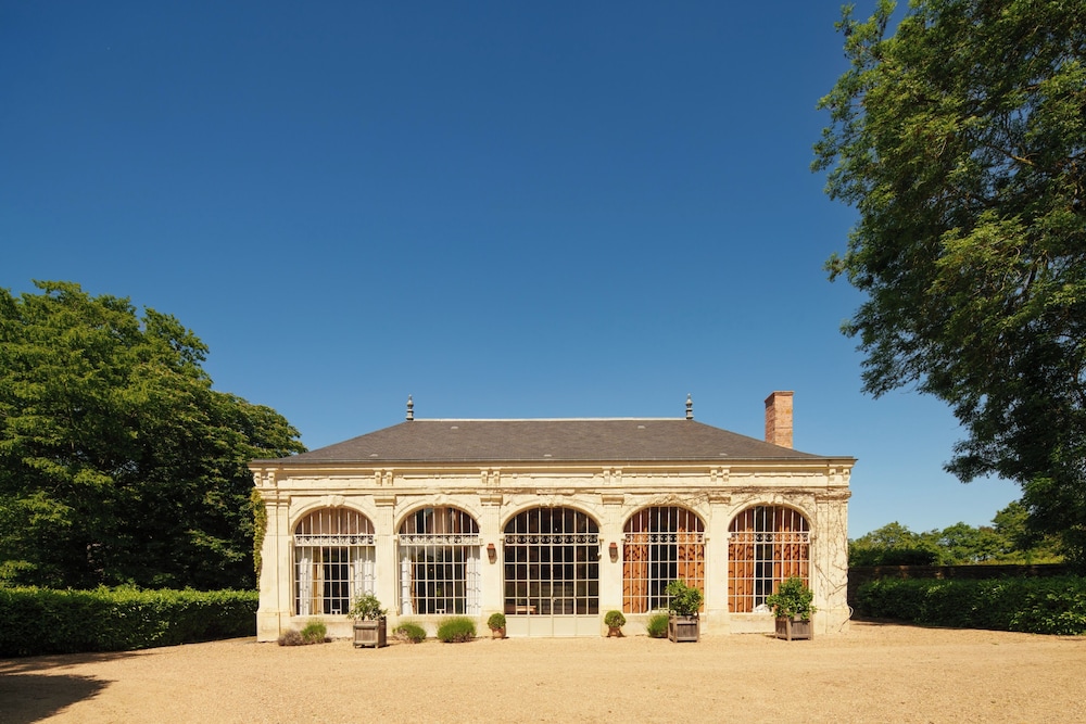 CHATEAU DE BRIOTTIERES 2/48
