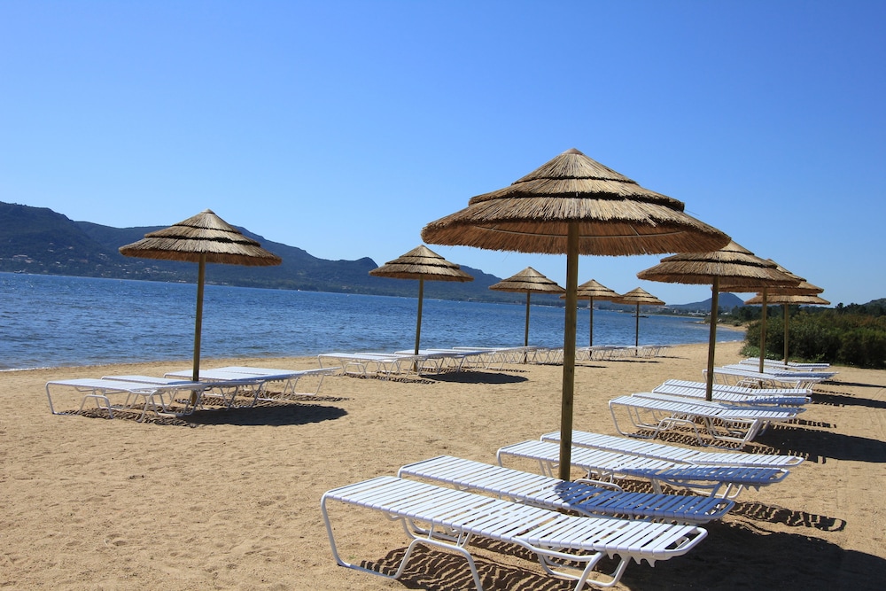 Marina Corsica Hotel 46/50