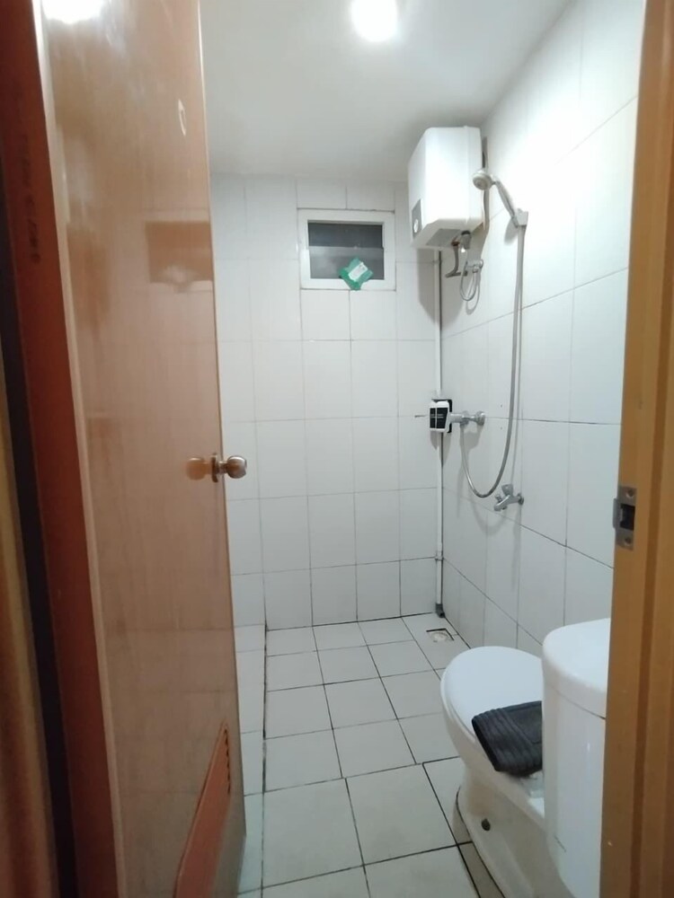 Fastrooms Bekasi Hotel 55/57