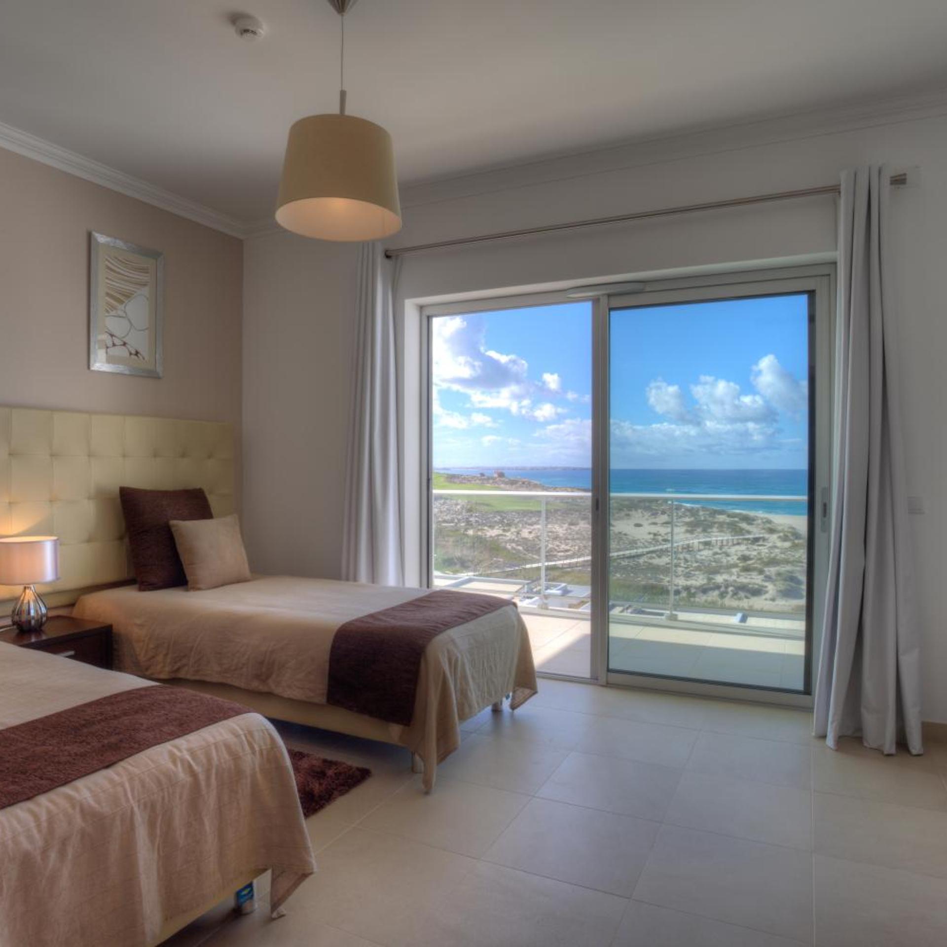 THE BEACHFRONT - PRAIA D'EL REY GOLF & BEACH RESORT 13/39