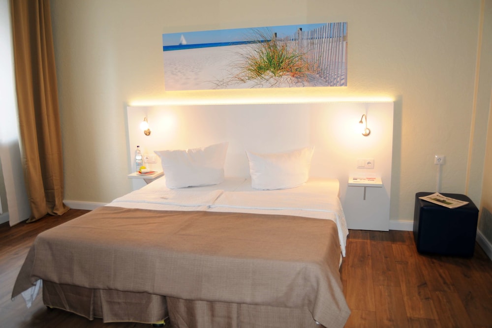 Hotel Am Kieler Schloss Kiel By Premiere Classe 10/33