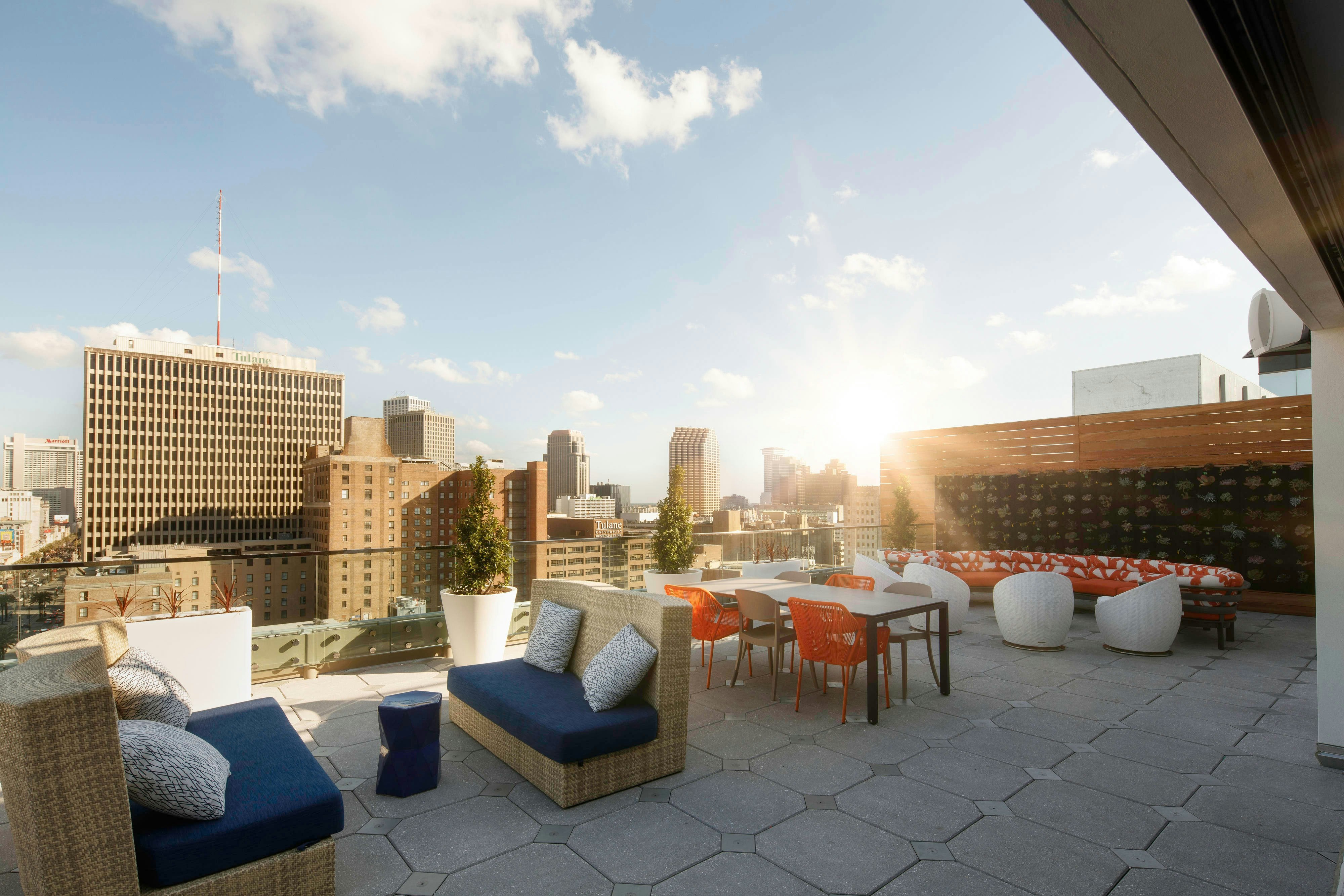 Springhill Suites New Orleans Downtown Canal Street 51/52