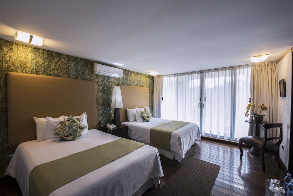 Colombe Hotel Boutique 25/76