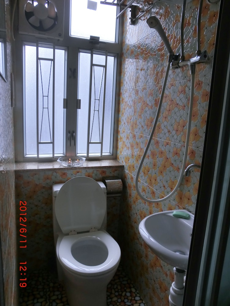 Marrigold Hostel 16/64
