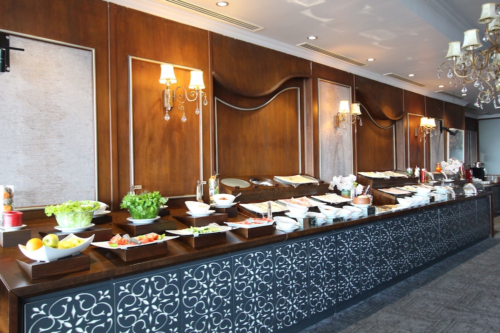 Funda Hotel 6/50