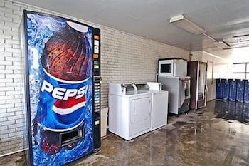 Lobby at Motel6 Sallisaw, OK, SALLISAW - OK