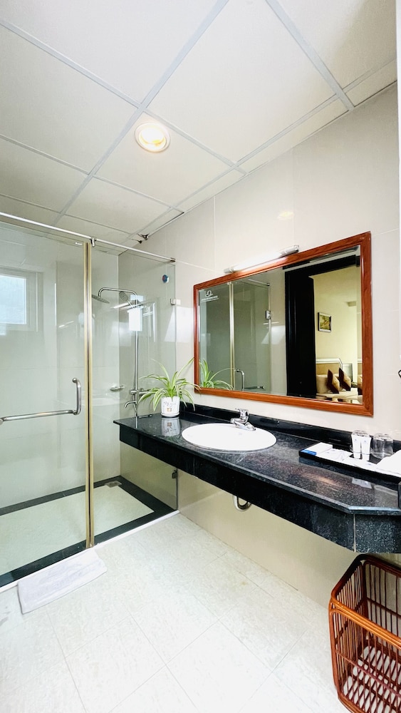 Sea Pearl Hotel Catba 69/71