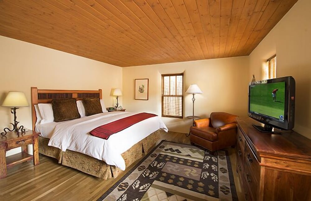 Casita, Traditional, Queen Bed