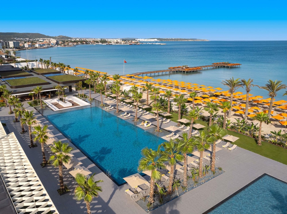 Swissotel Resort and Spa Cesme 63/67