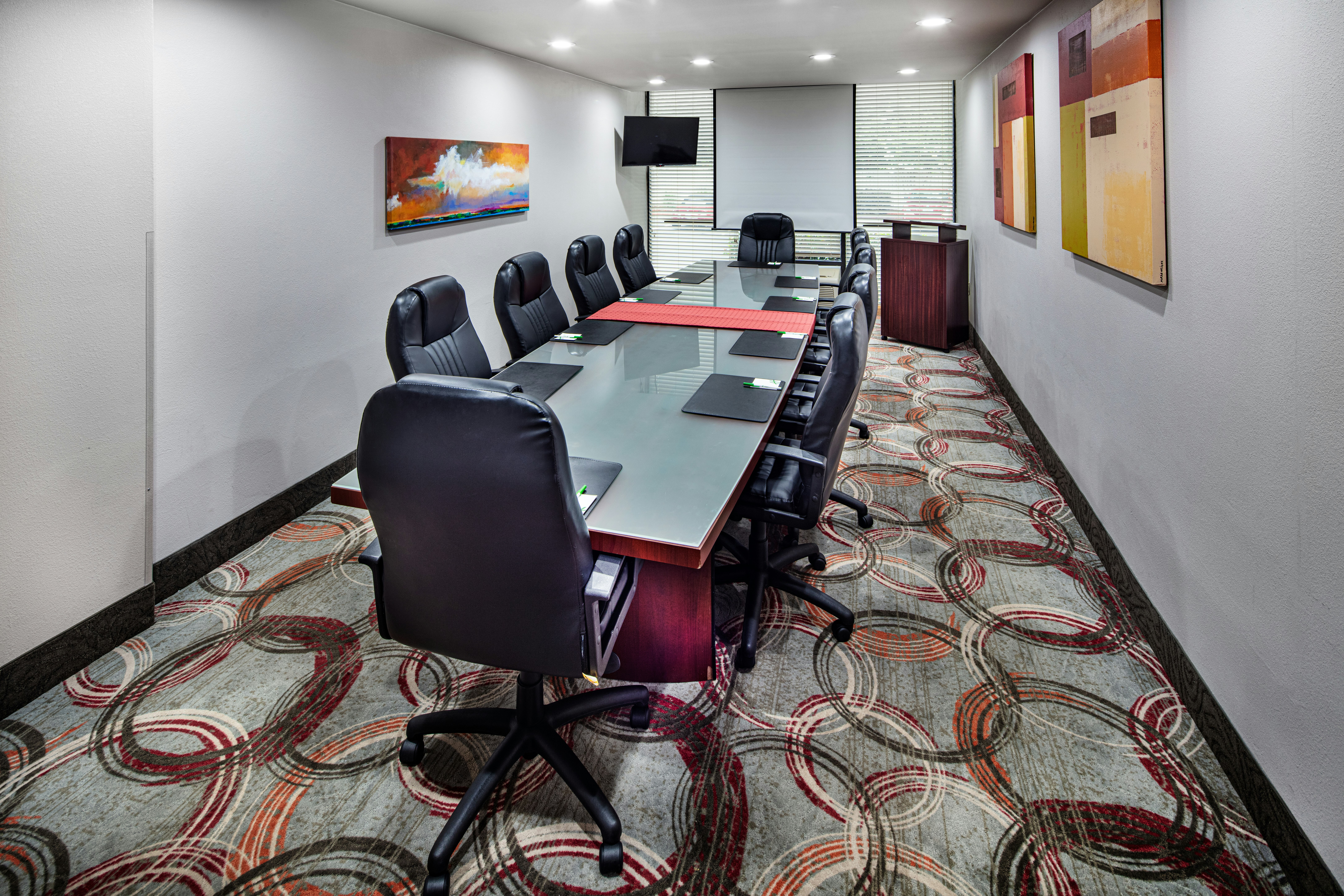 Holiday Inn Atlanta Northlake 30/38
