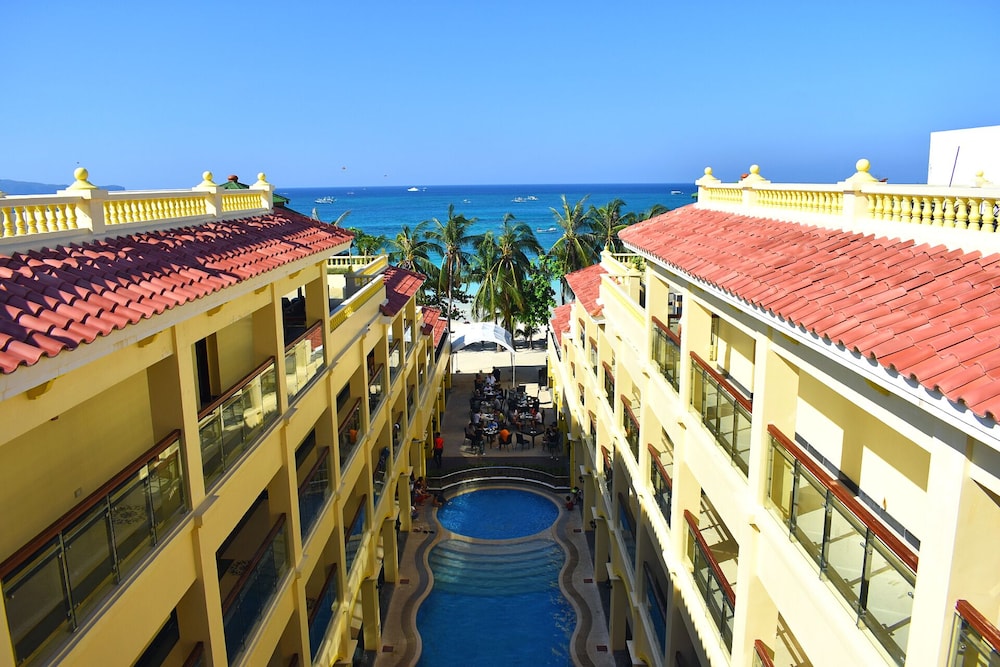 Golden Phoenix Hotel Boracay in BORACAY