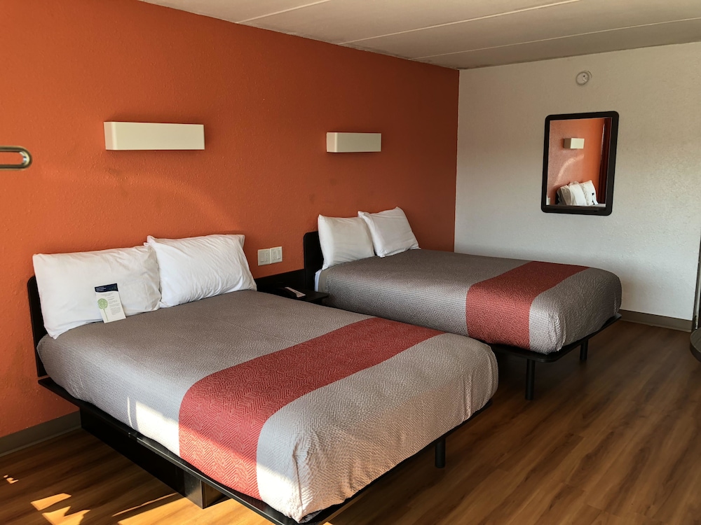 Motel6 Brunswick, GA 19/42