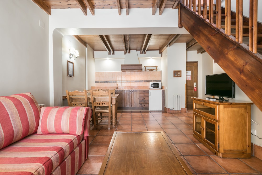 Suite Aparthotel & Spa Eth Refugi d'Aran 28/50