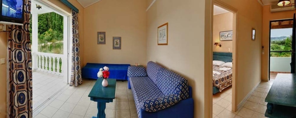 Rebeccas Village Corfu 32/50