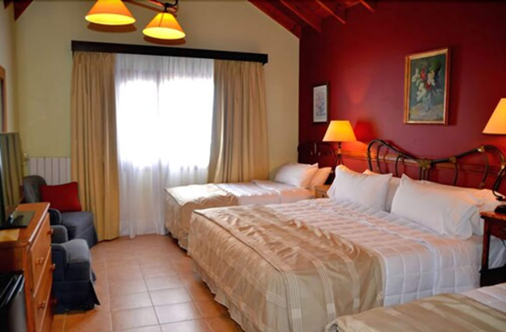 Superior, Twin Beds, Balcony, Las Dunas Hotel 2/6
