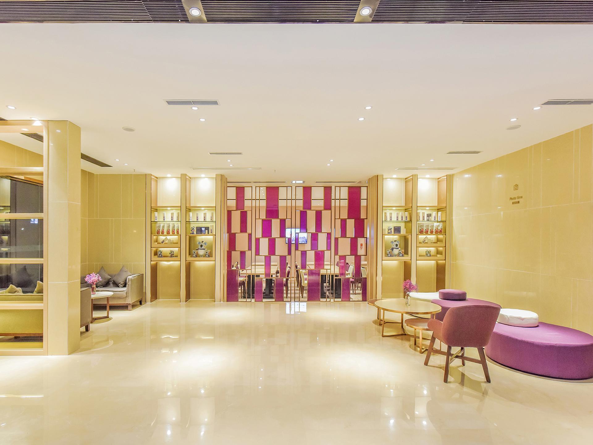 Lavande Hotel (Chongqing Nanping Pedestrian Street, Gongmao Metro Station) 41/53