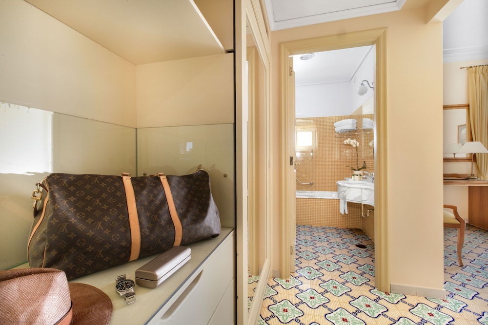 Antiche Mura Hotel 35/66