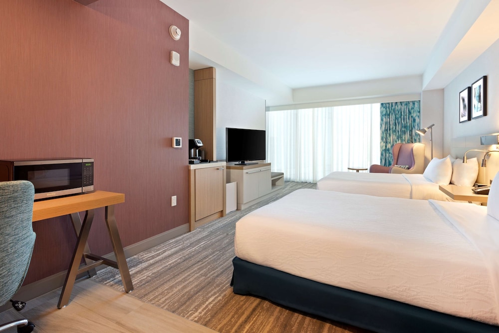 Hilton Garden Inn Boston Brookline Ma 16/57