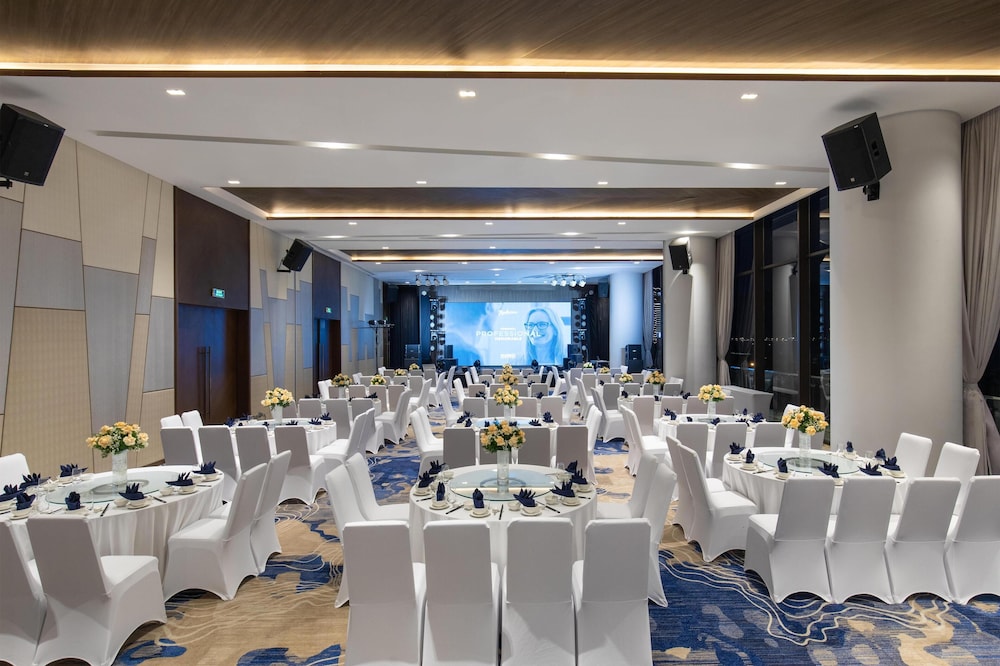 Radisson Hotel Danang 62/72