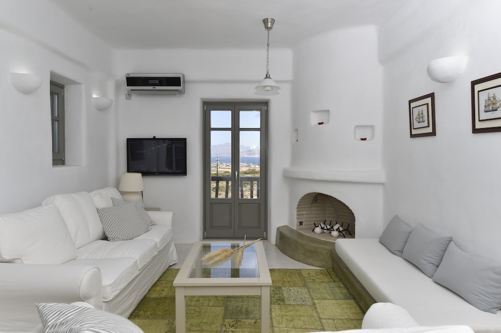 Naoussa Hills Boutique Resort- Adults Only (13+) 48/76