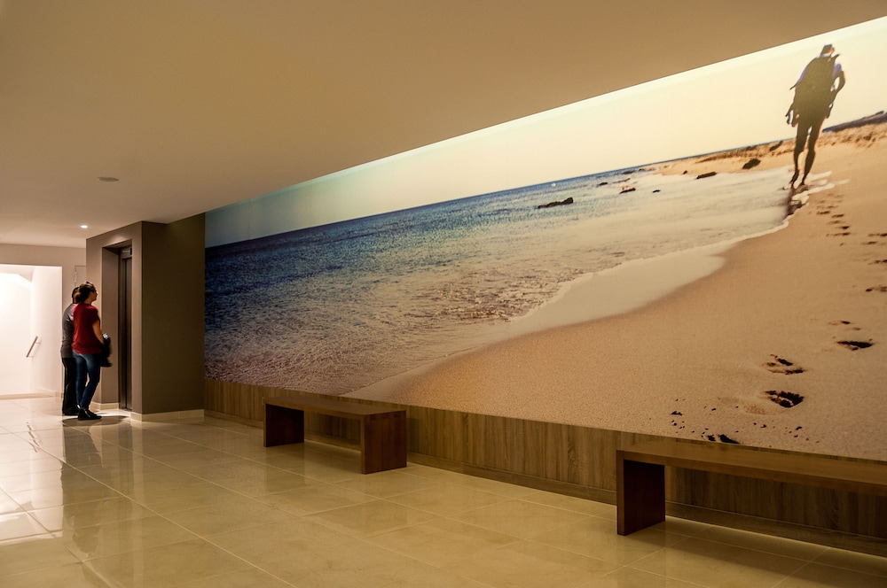 BQ Aguamarina Boutique Hotel 63/66