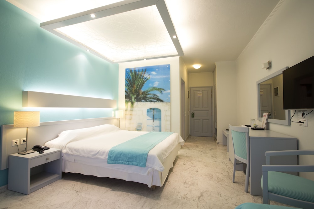 Bourtzi Boutique Hotel 11/64