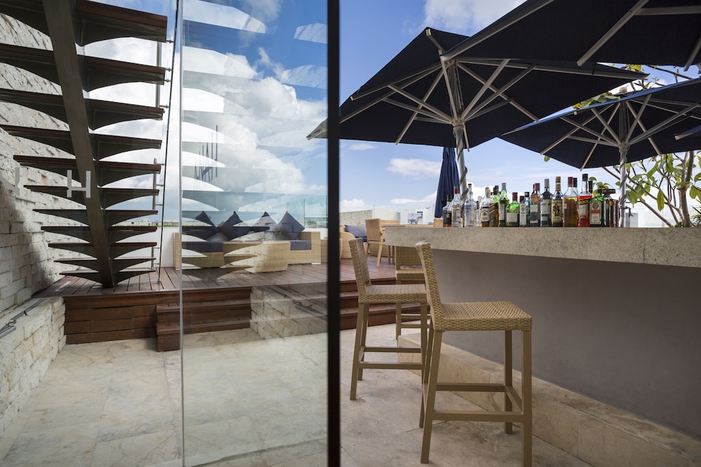 Anah Suites by Sunest 35/50