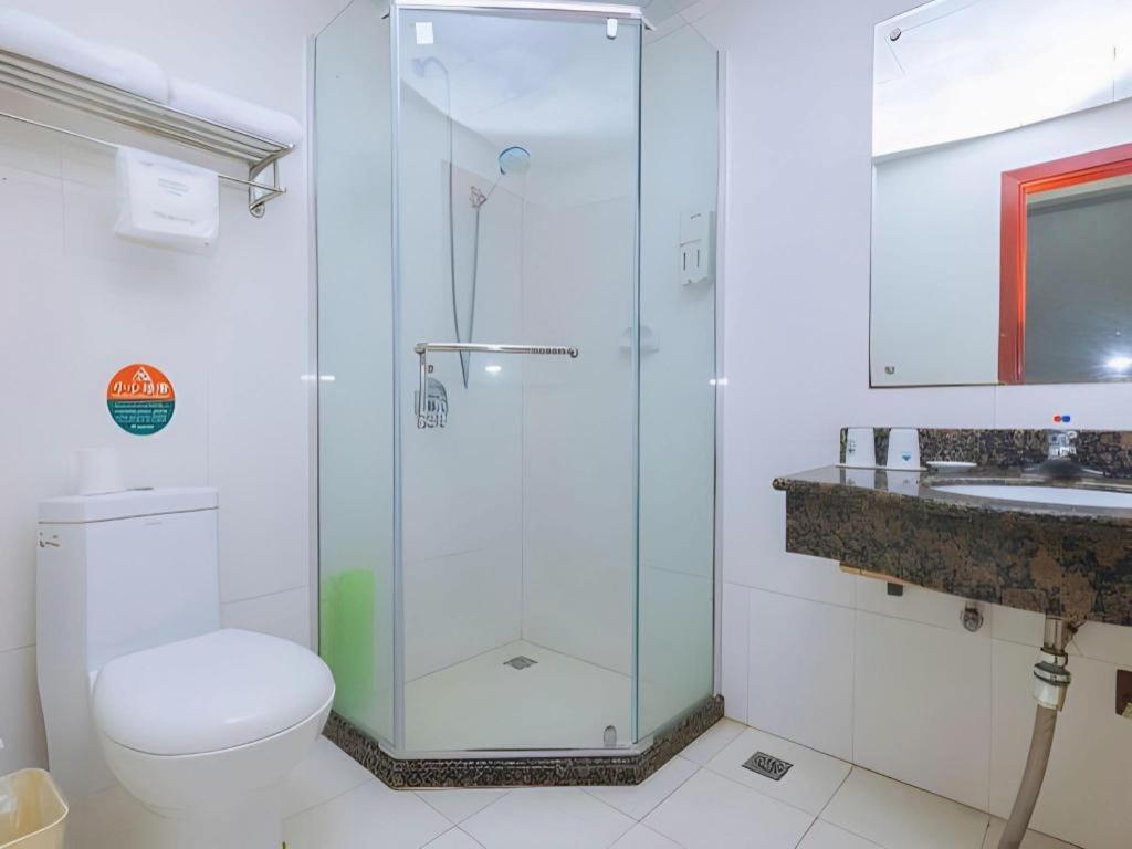 GreenTree Inn Chongqing Longhu Times Tianjie Xietaizi Subway Station Hotel 38/50