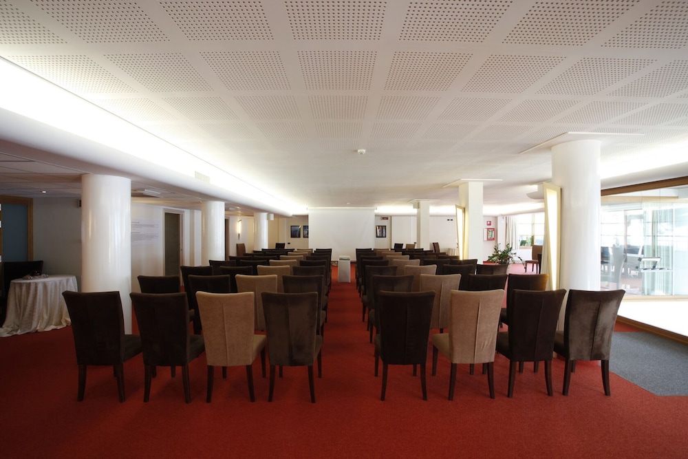 Cocca Hotel Royal Thai SPA 38/50