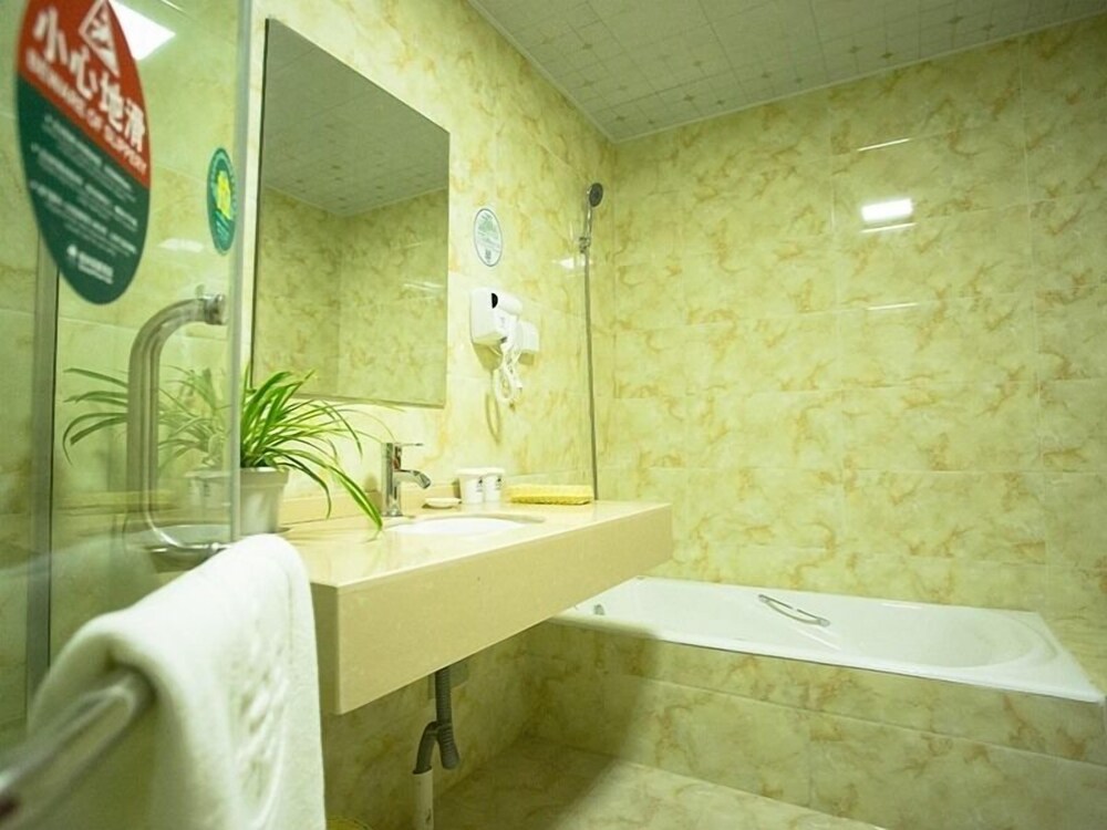 Greentree Inn International Film City South JinShan Rd Express Hotel 36/36